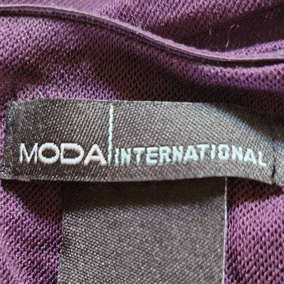 Moda International Purple Strapless Peplum Bustier - Picture 4 of 6